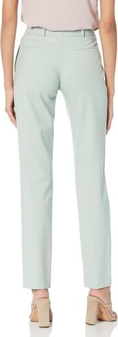 استأجر سروال Sage Slim المحبوب مسبقًا من Runway in Saudi Arabia