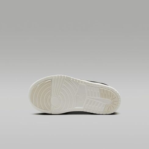 Jordan 1 Low alt se Little Kids 'Shoes (FZ3920-001 ، Black/Sail/Metallic Gold/Metallic Silver) in Saudi Arabia