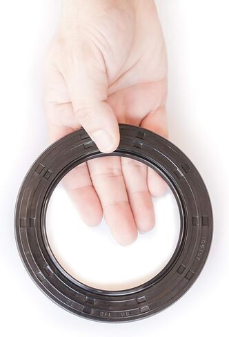 EAI OIL SEAL 90 مم × 130 مم × 12 مم TC شفة مزدوجة ث/الربيع. حالة معدنية مع طلاء المطاط النتريل in Saudi Arabia