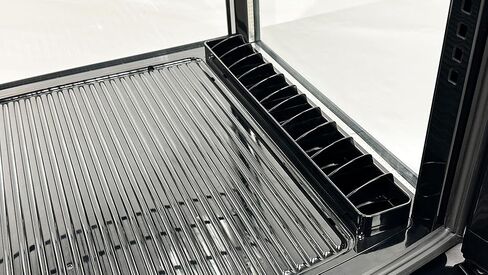 Commercial Display Merchandiser Bakery Case Refrigerator, ETL Pastry Deli Showcase Fridge Cooler, 68" H 238 L in Kuwait