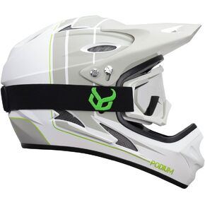 خوذة شيطان يونايتد البيضاء الجديدة 2017 in Kuwait