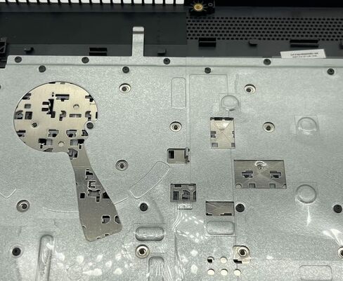 حافظة علوية بديلة للوحة اللمس مع مجموعة لوحة مفاتيح غير بإضاءة خلفية للكمبيوتر المحمول HP 250 255 256 G8 G9 15-DW M31099-001 AP2H8000E60 رمادي in Kuwait