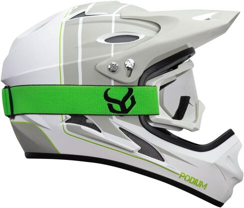 خوذة شيطان يونايتد البيضاء الجديدة 2017 in Kuwait