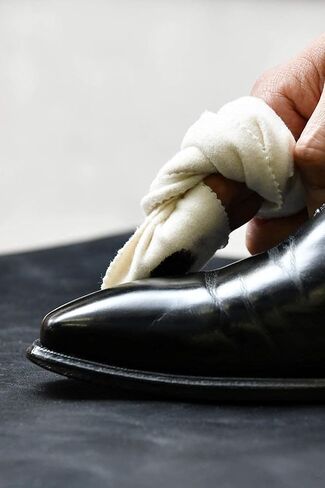 SAPHIR Medaille d’Or Pate De Luxe - Natural Wax Shoe Polish for Leather Shining - 50ml - Grey in Saudi Arabia