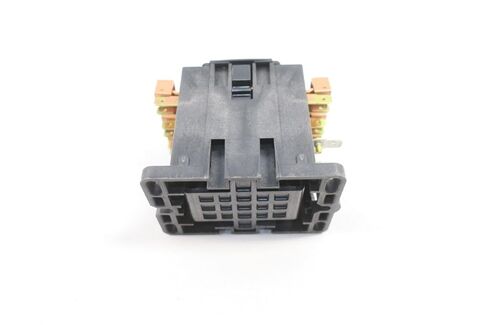 Square D 8910DPA43V02 الموصل 40A 120V-AC 20HP SER B D585396 in Saudi Arabia