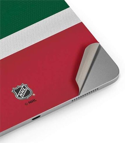 Skinit Skinit Tablet Skin Compatible مع Ipad Air 11in (2024-2025) - تصميم خلفية أسود وايلد مرخصة رسميًا NHL in Saudi Arabia