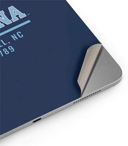 Skinit Skinit Tablet Skinner مع Ipad Air 11in (2024-2025) - جامعة نورث كارولينا المرخصة رسميًا في جامعة نورث كارولينا في تار هيلز in Saudi Arabia