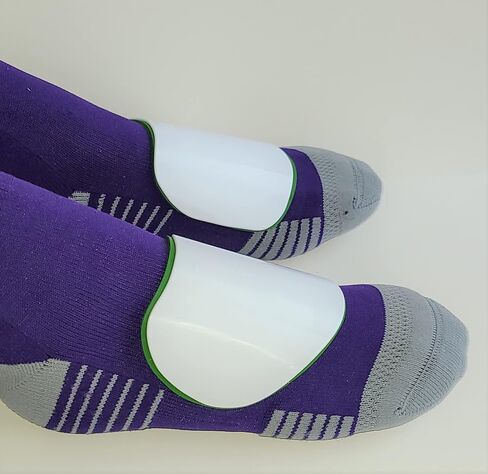 حامي Cleatsafe Instep - Foot (metatarsal) حماية للرياضة المبطنة | تقليل ألم Instep ومنع الإصابات | خفيفة الوزن ، ملائمة مريحة | العتاد الأساسي لكرة القدم والرجبي والهوكي الميداني وما إلى ذلك in Saudi Arabia