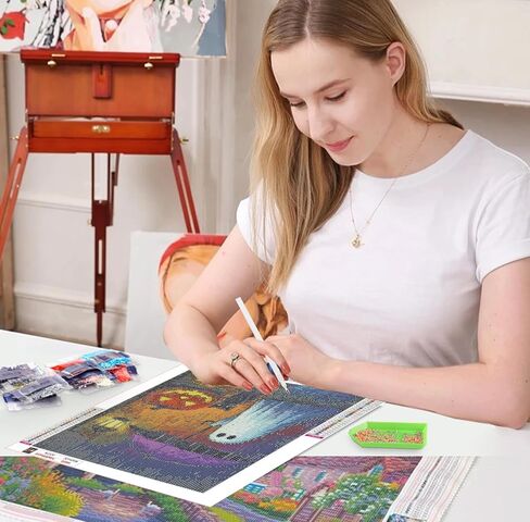 Qenspe 5d Diamond Art Crow & Moon Diy Round Clow Drill Diamond Painting Kits للمبتدئين ، ونقاط الماس الهالوين للبالغين ، وديكور الجدار المنزلي وهدية مثالية للاسترخاء 12x16 بوصة in Kuwait
