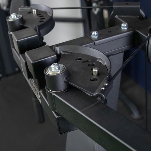 Titan Fitness Plate Fly Fly و Groend Delt Machine ، مصنفة 300 رطل ، وآلة تخصص في الجزء العلوي من الجسم ، والصدر ، والظهر ، والتدريب على الكتف in Kuwait