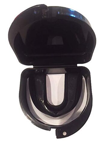 Heart Bling Mouthguard and Retainer Case – Stylish, Durable Storage for Retainers, Night Guards, and Dentures – Compact, Travel-Friendly Design with Sparkling Heart Accent in Kuwait