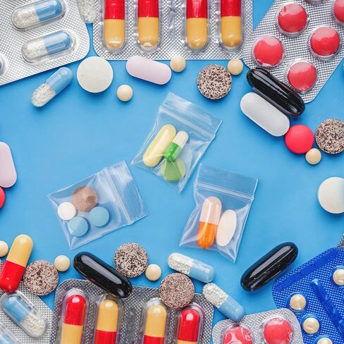 3" x 4" 4 Mil Clear Plastic Zip Bags, Bulk of 120pcs Small Business Storage Bag with Resealable Zipper Top Bag for Pills, Jewelry, Travel, Packaging in Kuwait