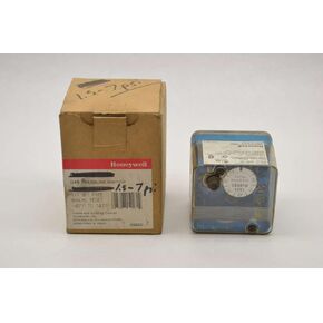 C6097B1051 مفتاح ضغط هانيويل ، من 1.5 إلى 7 رطل. in Kuwait