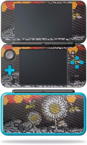 غلاف MightySkins من ألياف الكربون لجهاز Nintendo New 2DS XL - Genius | لمسة نهائية واقية ومتينة من ألياف الكربون | سهل التطبيق والإزالة وتغيير الأنماط | صنع في الولايات المتحدة الأمريكية in Kuwait