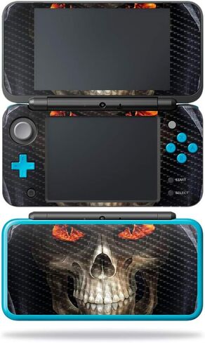 غلاف MightySkins من ألياف الكربون لجهاز Nintendo New 2DS XL - Genius | لمسة نهائية واقية ومتينة من ألياف الكربون | سهل التطبيق والإزالة وتغيير الأنماط | صنع في الولايات المتحدة الأمريكية in Kuwait