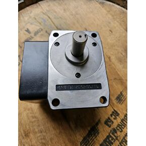 #US 5GU18AA Right Angle/Gearbox Solid Shaft in Kuwait