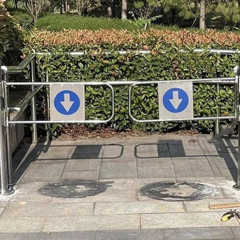 Double Action Supermarket Entrance Door - 100cm High, 90° Manual Swing Gate for Supermarket, Factory Aisle, Park Driveway - Durable One-Way Access, 110x100cm in Kuwait