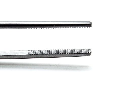 ملقط Adson Bayonet 16 سم الضمادة الطبية الجراحية مسننة 1.7 سم أدوات الطرف in Kuwait