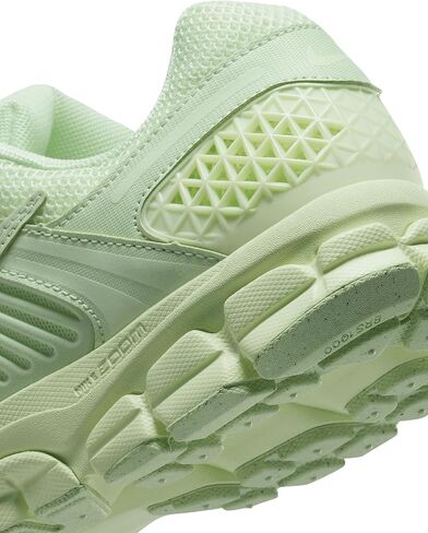 Nike Zoom Vomero 5 Men's Shoes (HF5493-301 ، Vapor Green/Vapor Green) Size 11.5 in Saudi Arabia