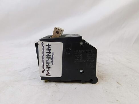 Eaton CH315 Plug-On Mount Type CH Circuit Breaker 3-Pole 15 Amp 240 Volt AC in Saudi Arabia
