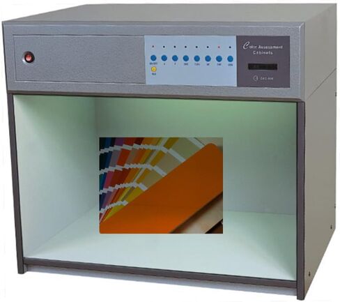 سبعة من الخزانة المطابقة لخزانة الخزانة خزانة 110 فولت أو 220 فولت مع 7 مصادر إضاءة D65 TL84 UV F CWF U30 A لمجالات إدارة الألوان من مختلف الصناعات in Kuwait