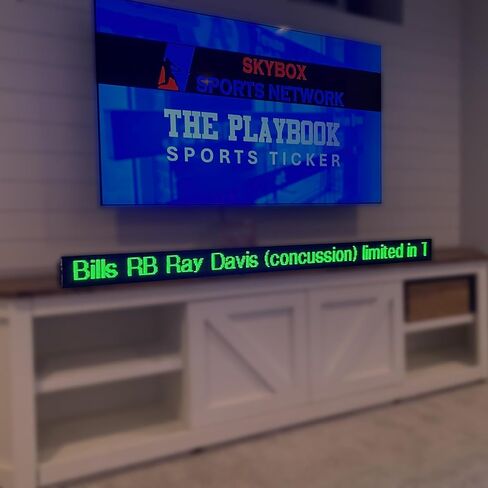 Skybox Fancave - The Playbook LED Sports Ticker | الأسهم والتشفير الإضافات | لكهوف الرجل والمكاتب والشركات in Kuwait