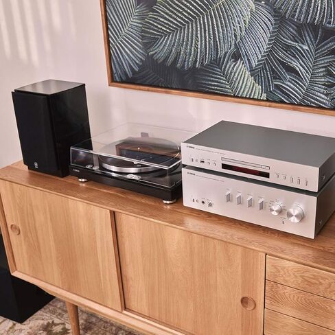 YAMAHA TT-S303 Hi-Fi Vinyl Belt Drive Turntable – Piano Black in Saudi Arabia