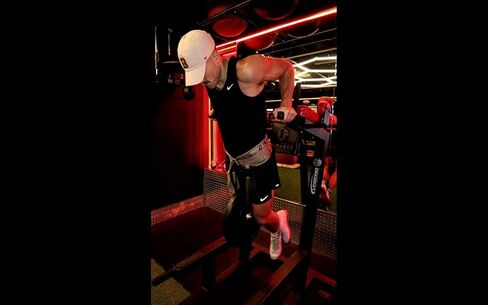 The Ultimate Nylon Dip Pull-Up and Squat Belt for Strength Training in Kuwait