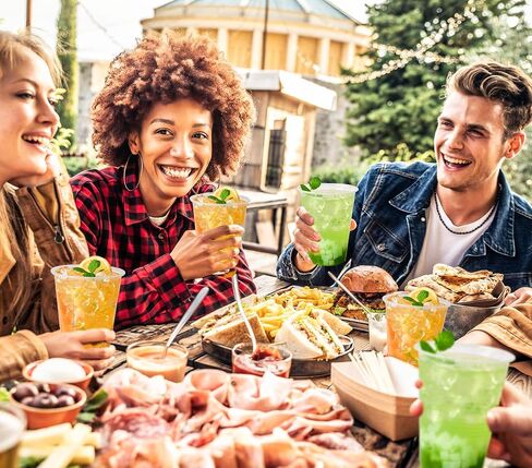 Lilymicky 300 Pack 12 oz Clear Plastic Cups, Cold Disposable Plastic Drinking Cups for Parties, Picnic, BBQ, Travel, and Events in Kuwait