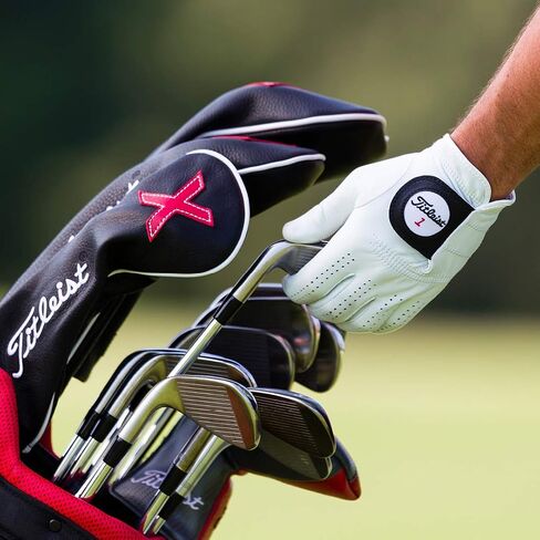 Titleist Men's Players Golf Glove in Saudi Arabia