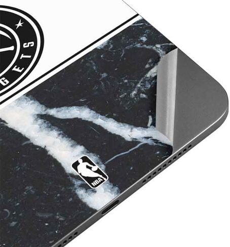 Skinit Skinit Tablet Skin Compatible مع iPad Mini 7 (2025) - بطل الدوري الاميركي للمحترفين المرخص رسميًا 2023: تصميم دنفر ناجتس in Saudi Arabia