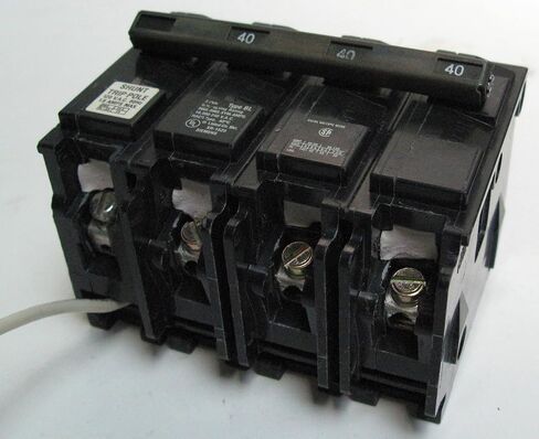 CKT Breaker ، رحلة تحويلة ، BL ، 3p ، 40a ، 240 فولت in Saudi Arabia