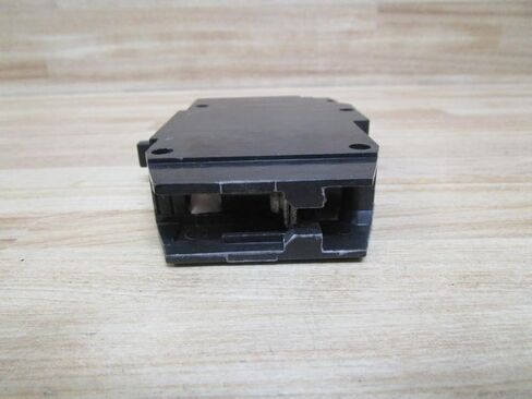 1- TEY120 GE 20 AMP, 1 POLE, 277VAC TEY CIRCUIT BREAKER 20A 1P GENERAL ELECTRIC (NEW TAKE-OUT) in Saudi Arabia
