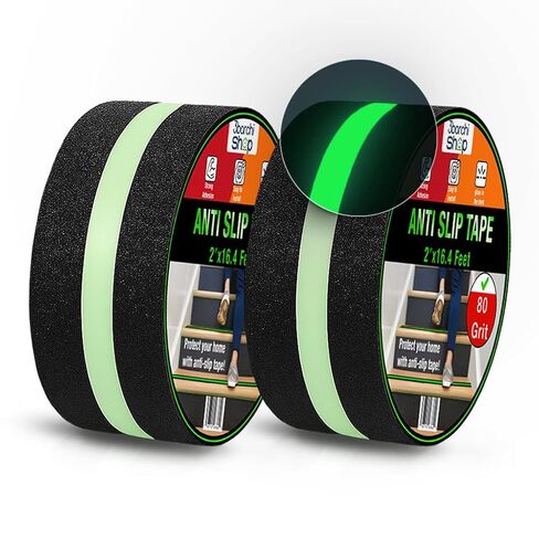 توهج في شريط الانزلاق المظلم in Kuwait