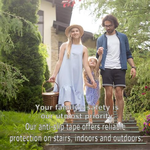 توهج في شريط الانزلاق المظلم in Kuwait