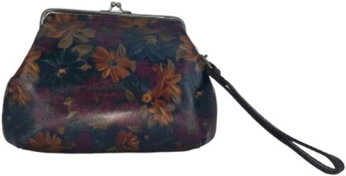 Patricia Nash Leather Savena Framed Kisslock Wristlet Wallet in Saudi Arabia