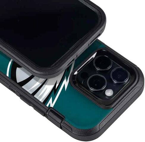 Skinit Skinit Phone Skin متوافق مع Otterbox Defender iPhone 13 Pro Max - NFL Philadelphia Eago مرخص رسميًا in Saudi Arabia