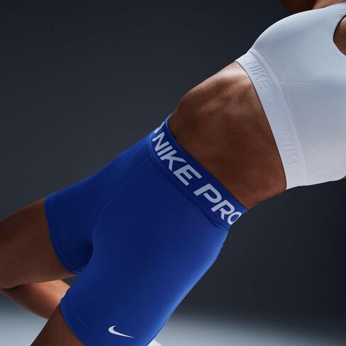 Nike Women's 365 5 "" شورت ، متوسطة in Saudi Arabia