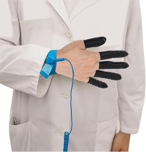 400 PCS Latex Finger Cots, Finger Gloves Disposable Fingers Covers, Rubber Fingers Protectors Keeping Dressing Dry and Clean for Electronic Repair, Handmade, Industrial Apply, Black in Saudi Arabia