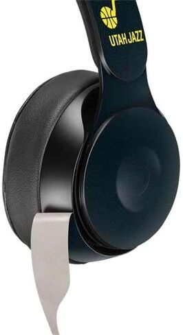 Skinit Skinit Audio Audio Skin متوافق مع Beats Solo Pro - NBA Utah Jazz Standard - التصميم الأسود in Saudi Arabia