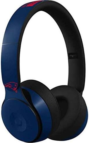 Skinit Schecal Audio Audio Skin متوافق مع Beats Solo Pro - NFL NEF New England Patriots Camo Design in Saudi Arabia