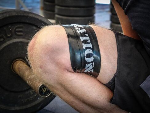 WOD Nation Muscle Floss Bands Band for Tack and Flossing Proots Muscles وزيادة التنقل: يشمل نطاق التمدد حالة حمل in Kuwait