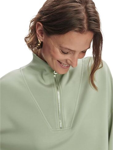 Varley Women's Hawley 1/2 Zip Sweat in Saudi Arabia
