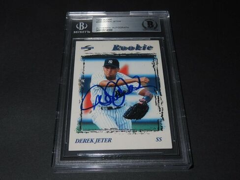 وقع Derek Jeter 1996 SCORE CARKIE CARD RC #240 Auto Yankees Beckett BAS COA - Baseball Slabbed Cards Rokie in Saudi Arabia