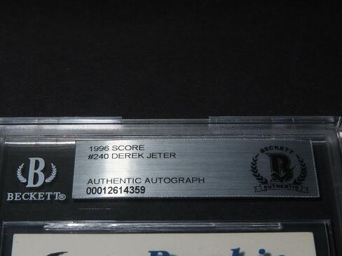 وقع Derek Jeter 1996 SCORE CARKIE CARD RC #240 Auto Yankees Beckett BAS COA - Baseball Slabbed Cards Rokie in Saudi Arabia