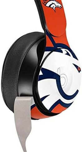 Skinit Skinit Audio Audio Skiner مع Beats Solo Pro - NFL Denver Broncos Camo Design in Saudi Arabia