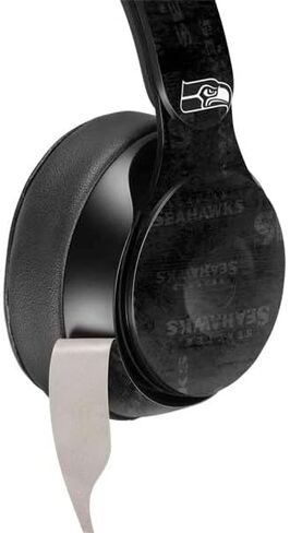 Skinit Skinit Audio Audio Skin متوافق مع Beats Solo Pro - تصميم شعار NFL Seattle Seahawks المرخص رسميًا in Kuwait