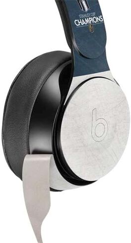 Skinit Skinit Audio Audio Skin متوافق مع Beats Solo Pro - بطل NHL Stanley Cup Cup Archits 2023: Vegas Golden Knights Design in Saudi Arabia