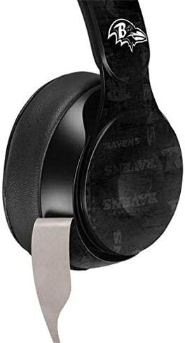 Skinit Skinit Audio Audio Skin متوافق مع Beats Solo Pro - تصميم منطقة NFL Baltimore Ravens المرخصة رسميًا in Saudi Arabia