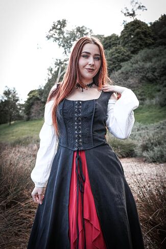Scarlet Darkness Renaissance Dress Women Pirate Halloween Witchy Cosplay Overdress with Pockets in Saudi Arabia
